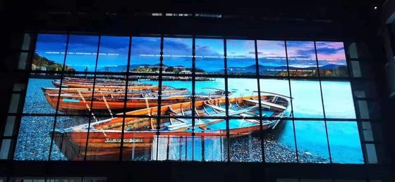 Màn hình LED trong suốt Windows 1000mm Kích thước bảng điều khiển Màn hình lưới LED 32768 Dots/M2 Pixel Density